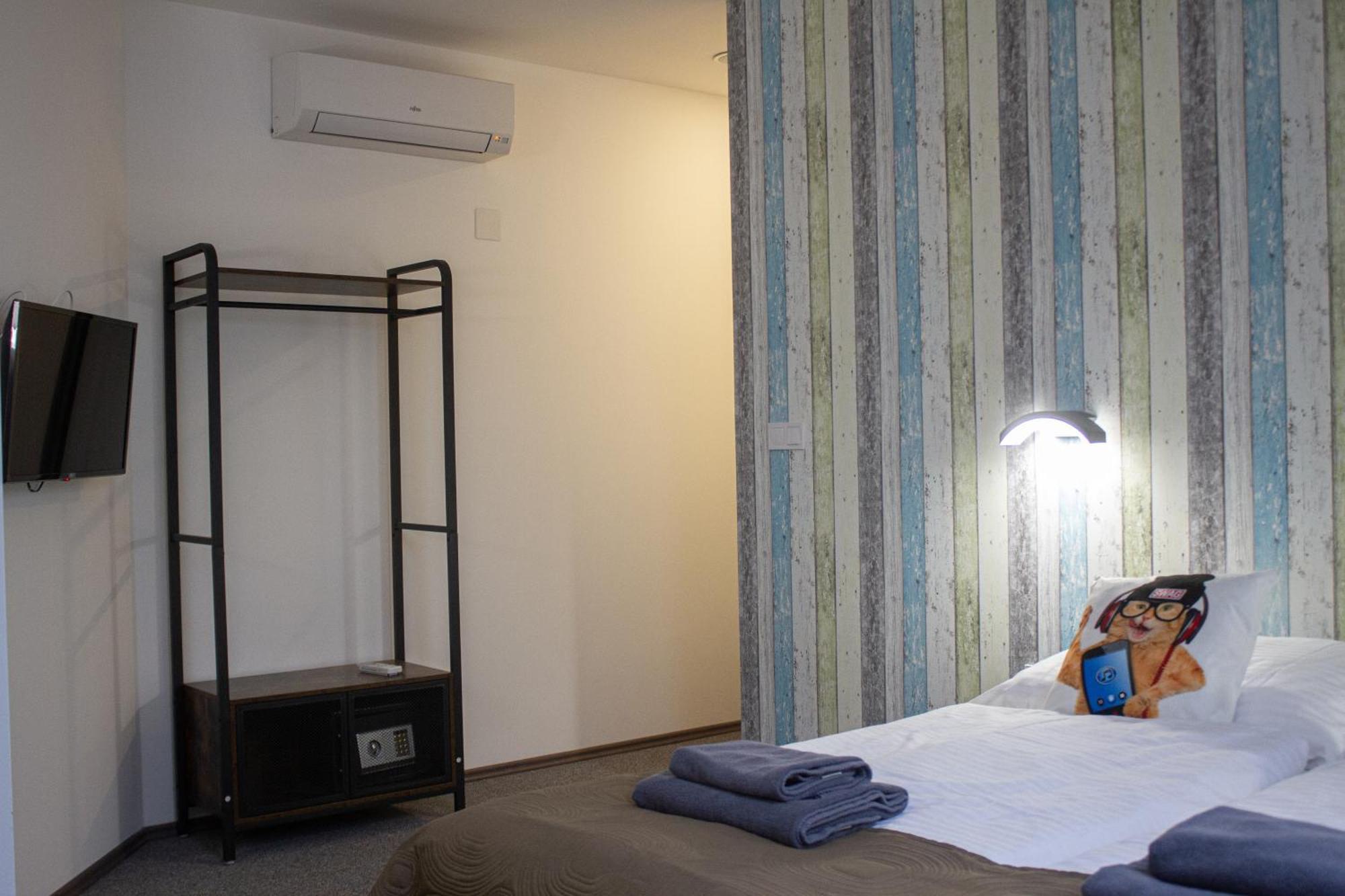 Rc Jecna Rooms Прага Экстерьер фото